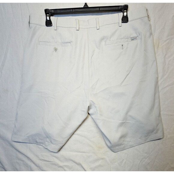Greg Norman Size 40 Golf Shorts White 9 inch inseam Pre Owned - Picture 7 of 8